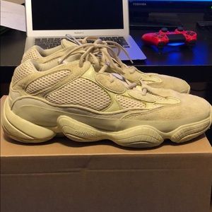 Size 12 yeezy 500 moon yellow